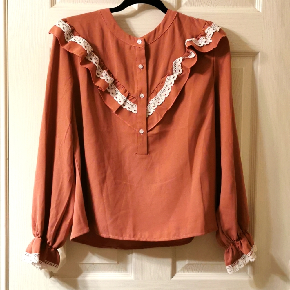 Cropped Ruffle Trim Button-up Long Sleeve Top